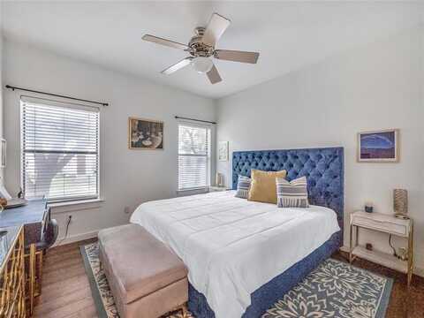 4402 Holland Avenue, Dallas, TX 75219