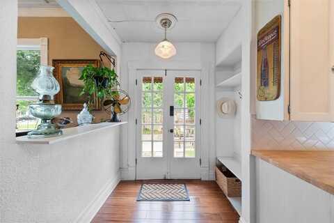 1004 W 5th Avenue, Corsicana, TX 75110