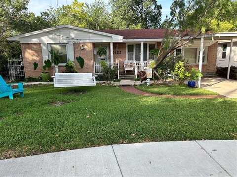 2122 Blake Avenue, Dallas, TX 75228