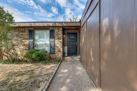 6101 Springleaf Circle, Fort Worth, TX 76133