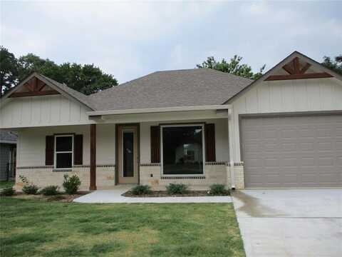 131 Pine Street, Emory, TX 75440