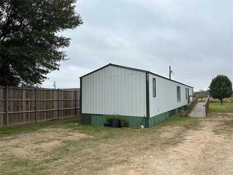 109 Tullis Lane, Yantis, TX 75497