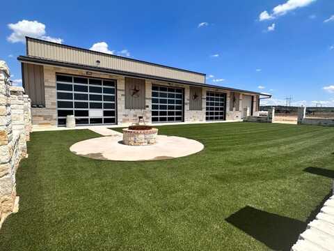 1089 Tennyson Road, Bronte, TX 76933