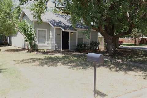 5514 Bridgeton Drive, Arlington, TX 76018