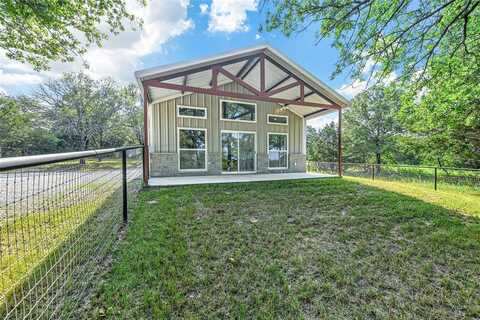 125 Luna Court, Alvord, TX 76225