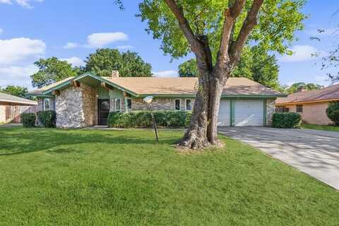 3313 Valley Forge Trail, Forest Hill, TX 76140