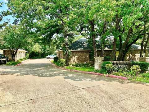 1101 Arwine Court, Euless, TX 76040