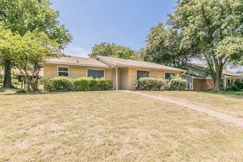 7727 Los Alamitos Drive, Dallas, TX 75232