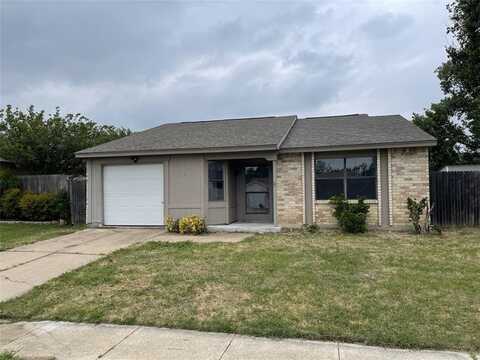 4113 Pepperbush Drive, Fort Worth, TX 76137