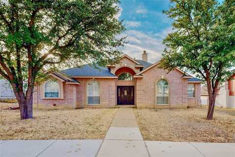 2006 Wellington Drive, Grand Prairie, TX 75051