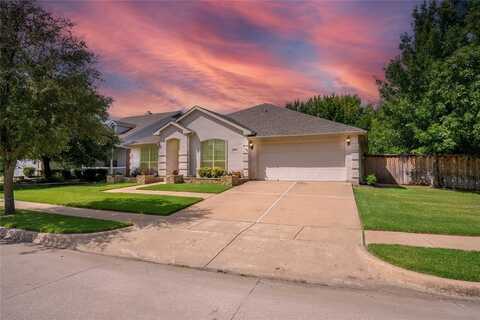 6841 Beverly Glen Drive, Fort Worth, TX 76132