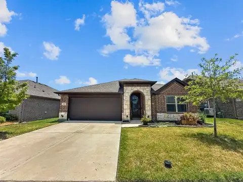 1120 Kingbird Lane, Alvarado, TX 76009