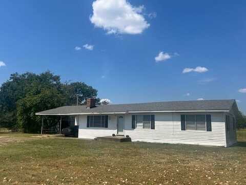 847 Clarksville Road, Bogata, TX 75417