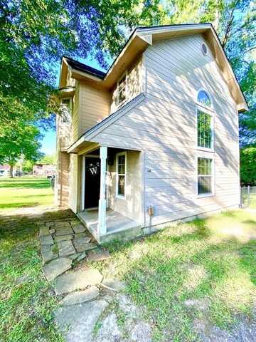 425 N Pecan Street, Van, TX 75790