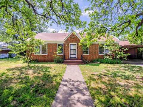 108 Miami Street, Coleman, TX 76834