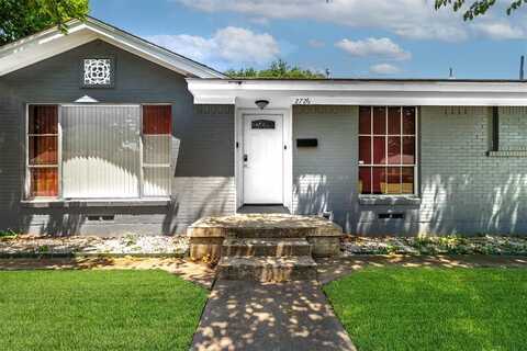 2726 Blanton Street, Dallas, TX 75227