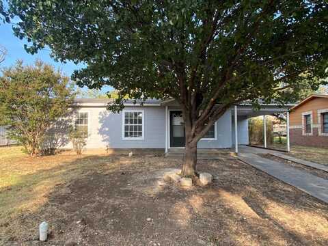 805 Vaquero Street, White Settlement, TX 76108