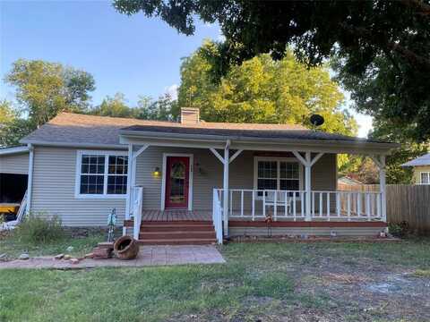 206 W Elm Street, Howe, TX 75459