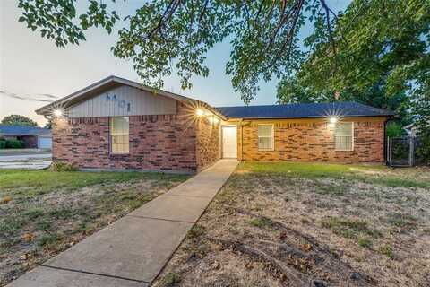 4401 Tiptop Street, Haltom City, TX 76117