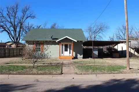 231 N 5th Avenue, Munday, TX 76371