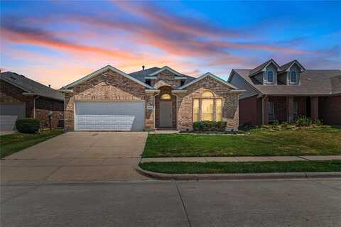 6325 Kristen Drive, Fort Worth, TX 76131