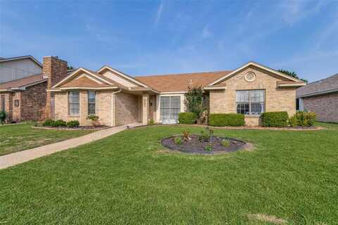 3301 Auburn Drive, Rowlett, TX 75088