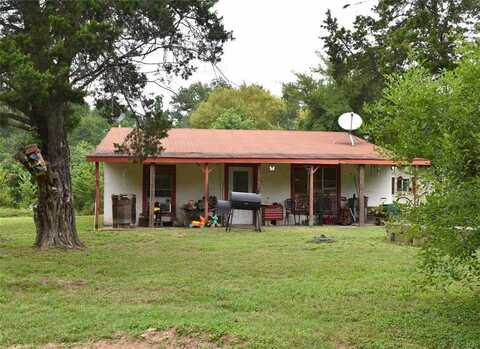 148 Private Road 322 Road, Oakwood, TX 75855