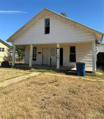 425 W Ross Avenue, De Leon, TX 76444