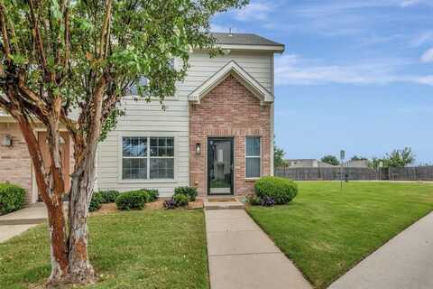 5732 Giddyup Lane, Fort Worth, TX 76179