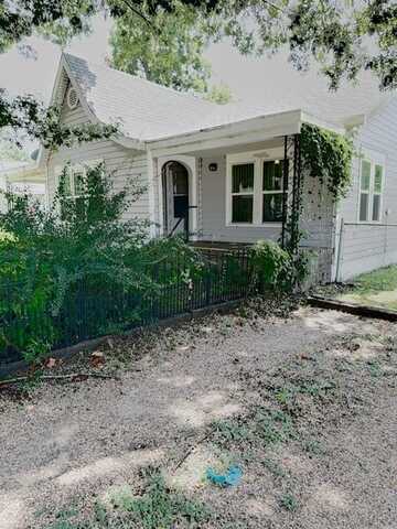 412 S Willow Street, Sherman, TX 75090