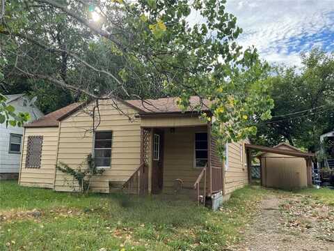 308 Miller Street, Bowie, TX 76230