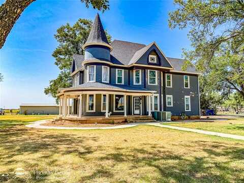 101 S Jacob Lane, Winters, TX 79567