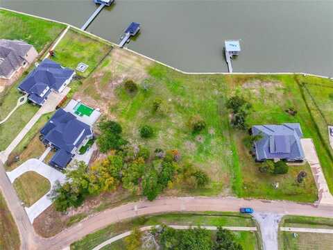 203 Cape Shore Drive, Mabank, TX 75143