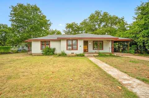 416 S Moseley Street, De Leon, TX 76444