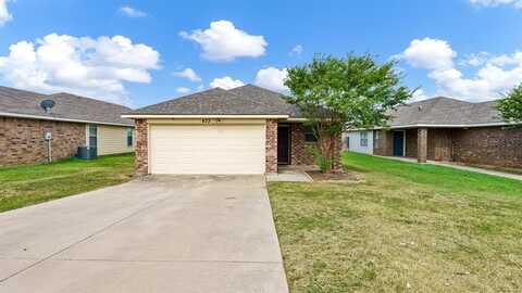 423 Glenwood Street, Gainesville, TX 76240