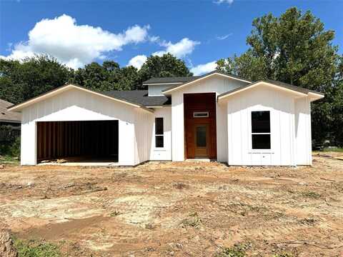 511 Cypress Street, Pittsburg, TX 75686