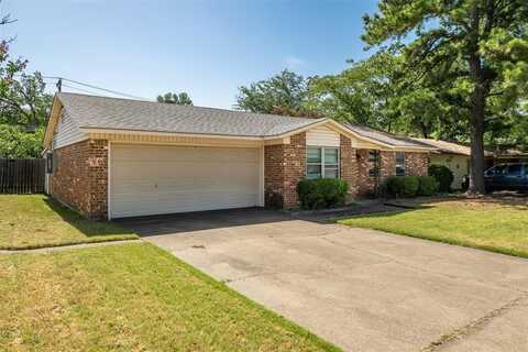 1212 Norwood Drive, Hurst, TX 76053