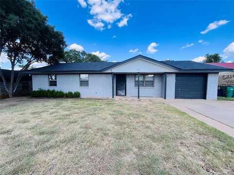 1811 Allison Street, Graham, TX 76450