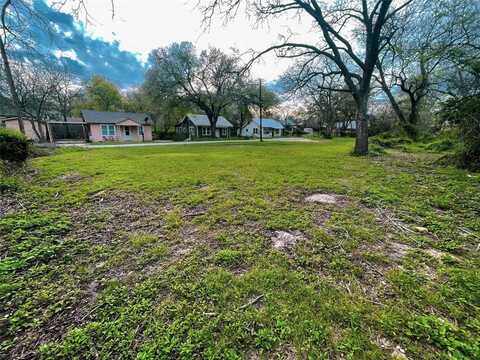 285 S Race Street, Stephenville, TX 76401