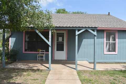 1701 Ruby, Brady, TX 76825