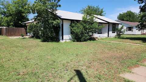 114 NW NW AVE I Avenue NW, Hamlin, TX 79520