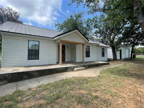 304 W Lee Avenue, Graford, TX 76449