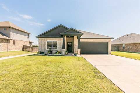 613 Mathew Street, Grandview, TX 76050