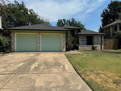 6511 Devine Drive, Arlington, TX 76001