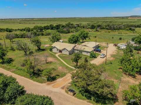 718 County Road 196, Ovalo, TX 79541