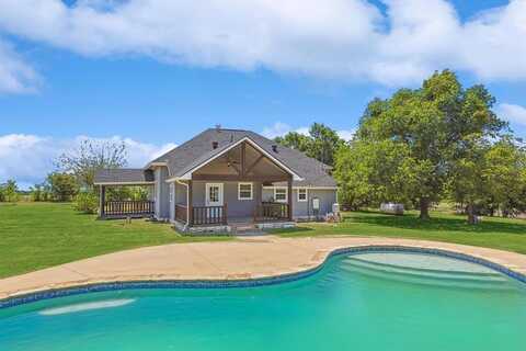 111 Thunder Road, Milford, TX 76670