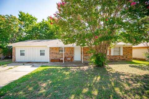 736 Cheltenham Drive, Everman, TX 76140