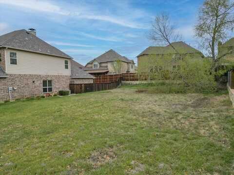 209 Matthew Avenue, Denton, TX 76210