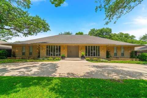 7031 Chipperton Drive, Dallas, TX 75225