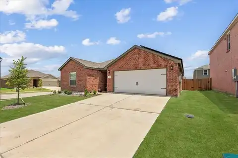 523 Bennie Leonard Street, Venus, TX 76084